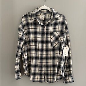 Billabong Cream and Black Plaid Shirt